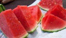 娱乐吃瓜酱被重视的感觉,从边缘到核心，揭秘网络舆论的神奇力量